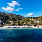 Rouda Bay 3* Mikros Gialos