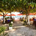 Hotel Rouda Bay