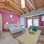 Rouda Bay 3* Mikros Gialos