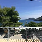 Rouda Bay