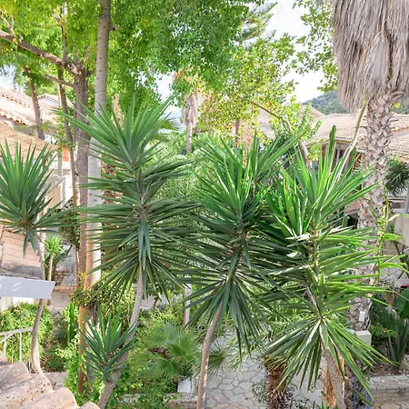 Hotel Rouda Bay