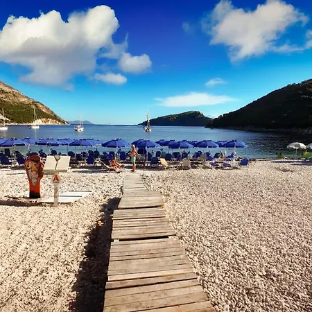 Rouda Bay 3* Mikros Gialos