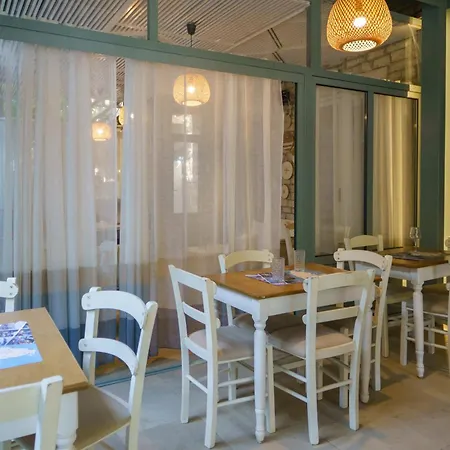 Rouda Bay Hotell Mikros Gialos