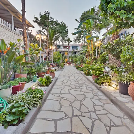 Rouda Bay Hotell Mikros Gialos